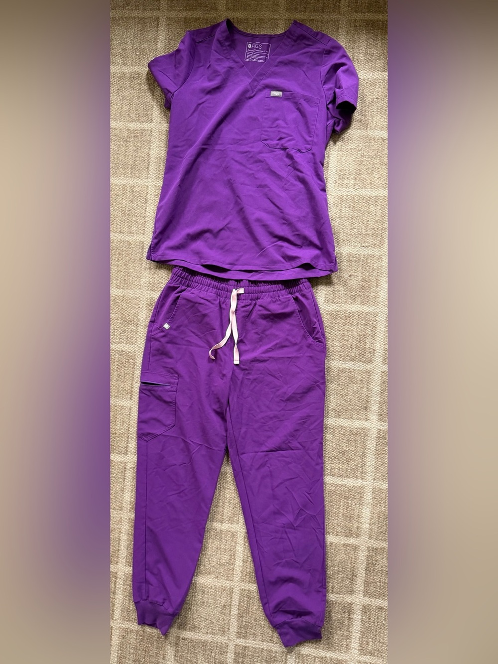 FIGS Limited Edition Purple Scrub Set - Catarina Top & Zamora Joggers